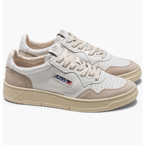 Autry Other - Autry Medalist Low Sneaker White/Beige